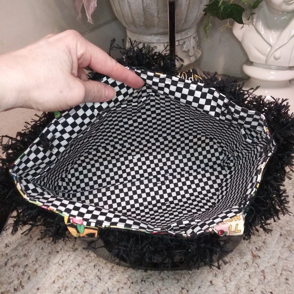 Vintage Mary Engelbreit Motto Design Black/Multi Fringe Trimmed Fabric Purse - Picture 3 of 8